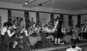 Frühjahrskonzert 1988 im Saal des „Alten Wirt“ in Höhenkirchen